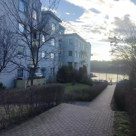 Apartament Mieszkanie 2-Pokojowe Z Parkingiem Апартаменты *
