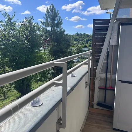 Apartament Mieszkanie 2-Pokojowe Z Parkingiem Апартаменты *